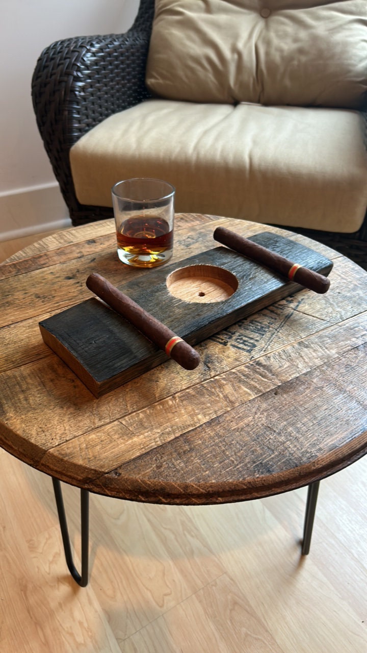 Cigar Holder and Ash Tray